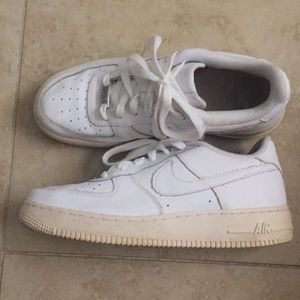 Nike Air Force Sneakers